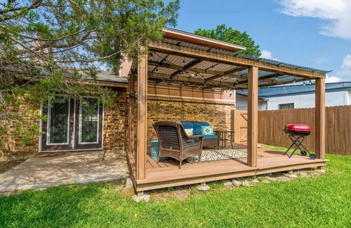 Watauga House | The Shady Oak Foosball Patio Pets NFLX Garage