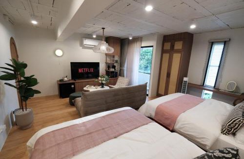 Bang Rak Apartment | The Shantipan Jasmine - Cozy City Retreat 400m from BTS Station