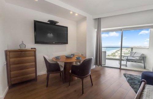 Herzliya Pituach Apartment | The Sharon Sunset Loft