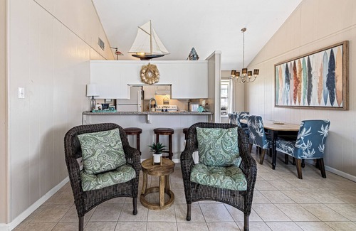 Pirates Beach House | The Shell Shack