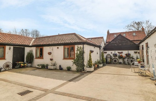 York House | THE SHETLAND, pet friendly in York