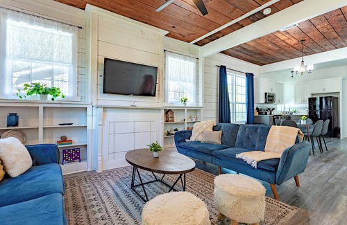North Waco House | The Shiplap Cottage: 9min to Silos/Downtown/Baylor