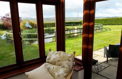 Launceston Cottage | THE SHIPPON, pet friendly, country holiday cottage in Polyphant
