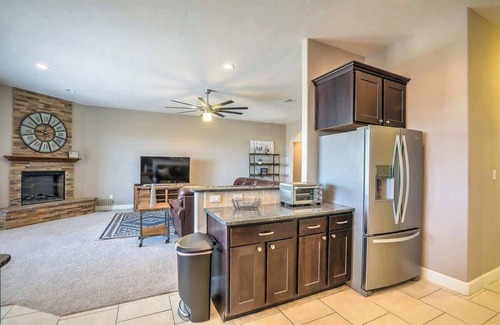 Alamogordo House | The Shiprock Summary: