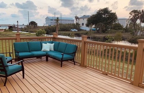Mexico Beach Cottage | The Shipwreck Cottage is your beach vacation spot!