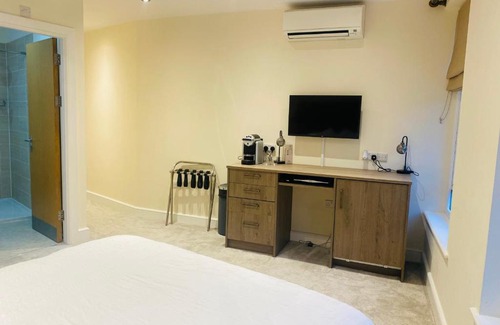 Shrewsbury Hotel | The Shire Residence