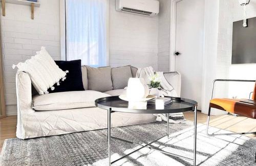 Batehaven Apartment | The Shoreline - Absolute Beachfront 2BR Batehaven