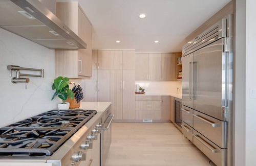 Indianola House | The Shoreside Serenity Retreat at Indianola Beach