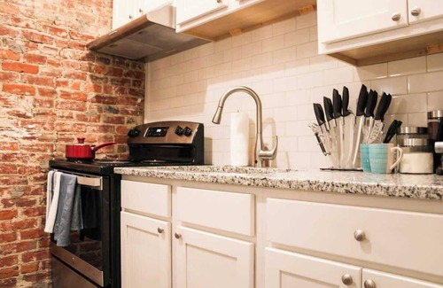 Butchertown Apartment | The Sidecar Suite Butchertown Salon/Spa