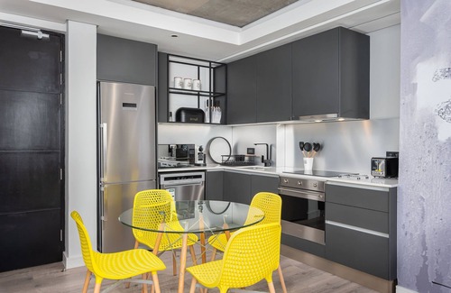 Cape Town City Centre Apartment | The Signature 412