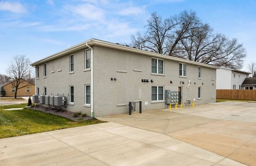 Morton Apartment | The Silo 6 - 1BD Modern Abode