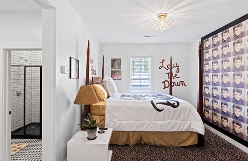 Dunlap Apartment | The Silver Eagle - The Conway