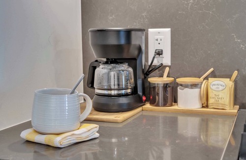 Eau Claire Apartment | The Silverwood Corner DT | Steps to Riverwalk