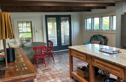 Ocracoke House | The Simpson House: Old Ocracoke Charm with modern updates and stunning artistic