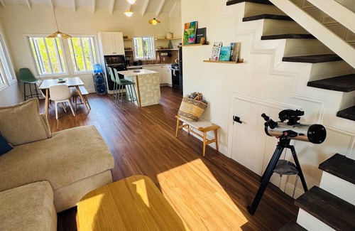 Gregory Town House | The Sip Sip Cottage.
