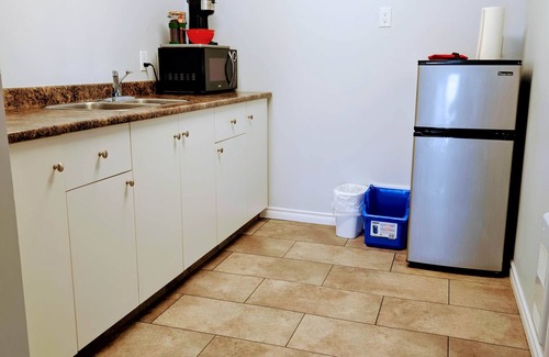 Alert Bay Apartment | The Sitka Suite, Central Apartment, Waterfront, 2 Beds