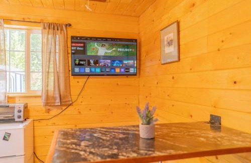 College House | The Skarland Trail Cabin
