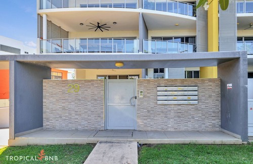 Stuart Park Apartment | The Skyline Lookout | 2 BD Apt