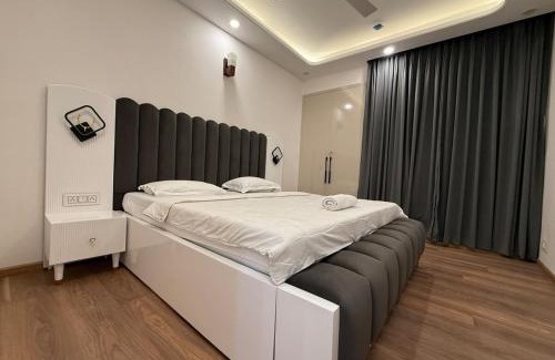 Noida Apartment | The Skyline Nest