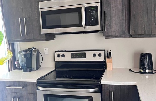 LaSalle Apartment | The Skyview Loft 2 Bedrooms, 4 Beds