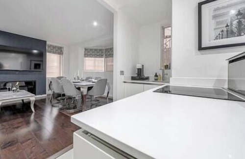 Knightsbridge Apartment | The Sloane Street Retreat