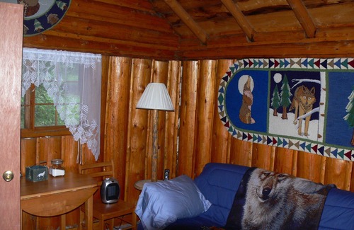 Cooke City-Silver Gate Cabin | The Slough Cabin - A Wolf Crossing Cabin next to Yellowstone