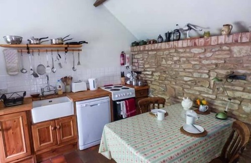 Aymestrey Cottage | The Smithy, MORTIMERS CROSS