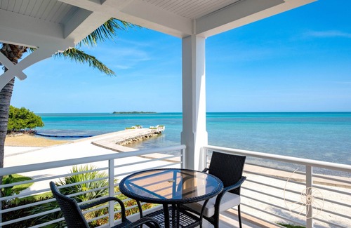 Islamorada House | The Snook House at Tarpon Point ~ 4 Bed/4 Bath Oceanfront Home