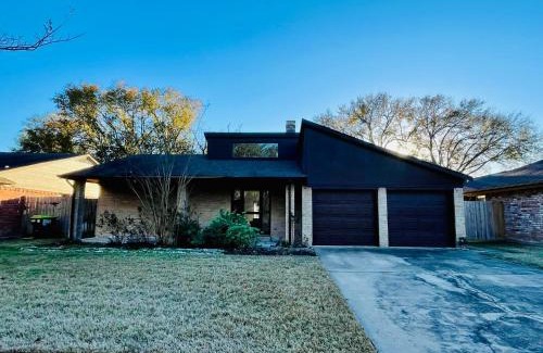Barker House | The Snug Retreat