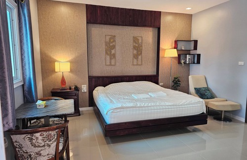 Khao Noi Hotel | The Son Resort