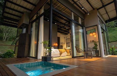 Alegrias Cabin | The Song of the Birds - Cabaña Yarumo