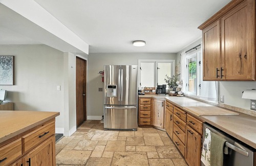 South Perry District House | The South Perry Perch ~ 5BD Family Retreat