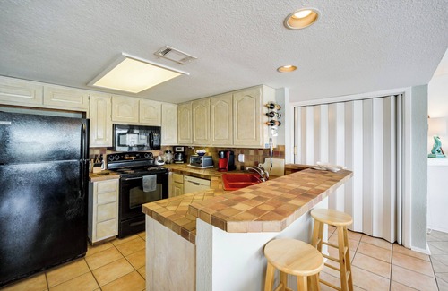 Briarcliff Condo | The South Shore of Lake Travis: Spicewood Condo