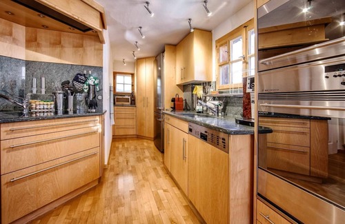 Arosa Ski Chalet | The spacious and unique Flöka house