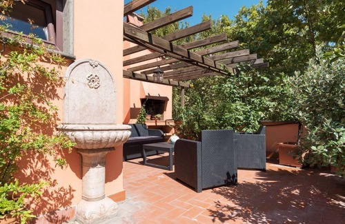 Rione III Colonna Apartment | The Spanish Steps GRAND PENTHOUSE