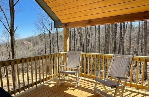 Stanardsville House | The Speckled Owl Cabin