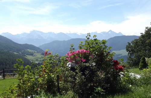 Artaz Vieu House | The spectacular sunset. Cozy Alpine dwelling WI-FI