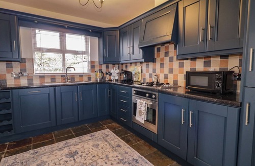 Omagh Cottage | THE SPERRIN GETAWAY, pet friendly, with open fire in Omagh