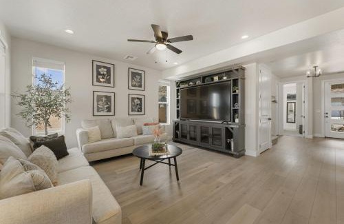 Washington House | The Splash Yard home