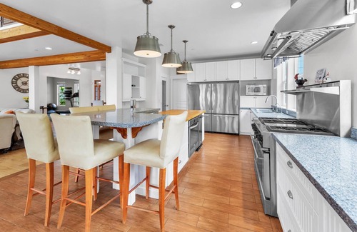 Vista House | The Splash Zone - two pools & a waterslide! - New Listing