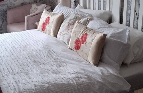 Rhosgoch Bed & Breakfast | The Sportsmans Lodge