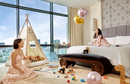 Ratchaprasong Hotel | The St. Regis Bangkok