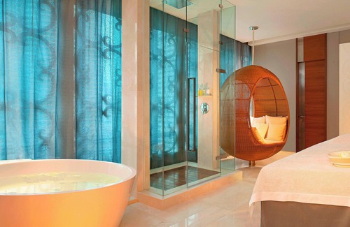 Ratchaprasong Hotel | The St. Regis Bangkok