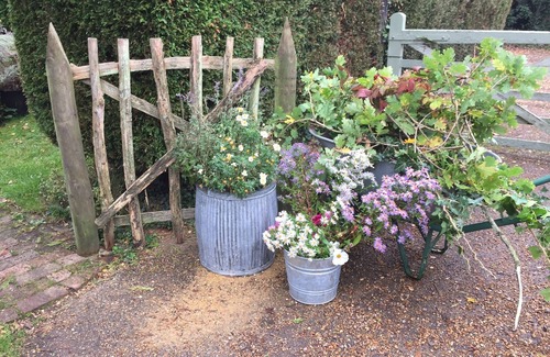 Mayfield Cottage | The Stable Cottage, perfect for garden lovers.