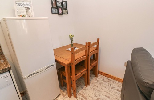 Rosudgeon Cottage | THE STABLE, pet friendly, character holiday cottage in Rosudgeon