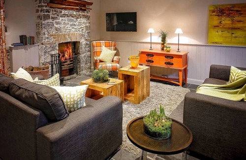 Gileston Apartment | The Stables, Gileston Manor Coastal Retreat