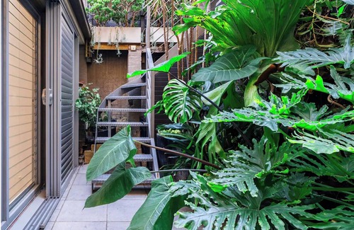 Darlinghurst House | The Stables terrace - A Historic Sanctuary, Hyde Park - Sydney CBD