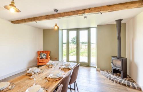 Shrewsbury House | The Stables - Uk44139