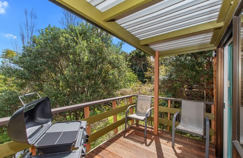 Okiato Cottage | The Stables Wairoro Park - Russell Holiday Home