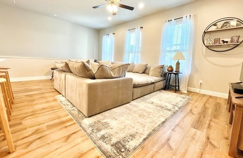 South Arlington House | The Stadium Stay – Ultimate Game Day Getaway